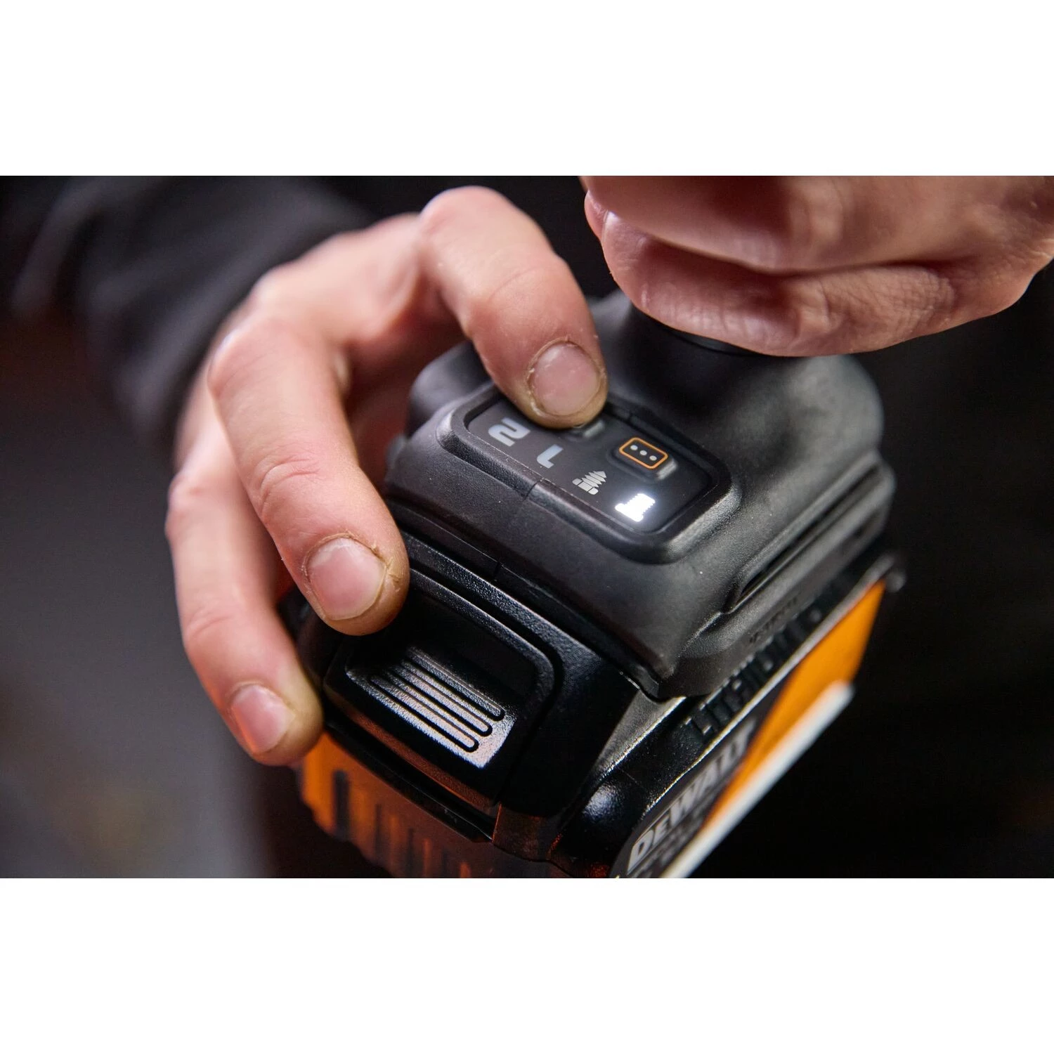 DeWALT X MCLAREN DCF92MP2T-QW 18V XR 1/2" accu slagmoersleutel set (2x 5.0Ah accu + lader)