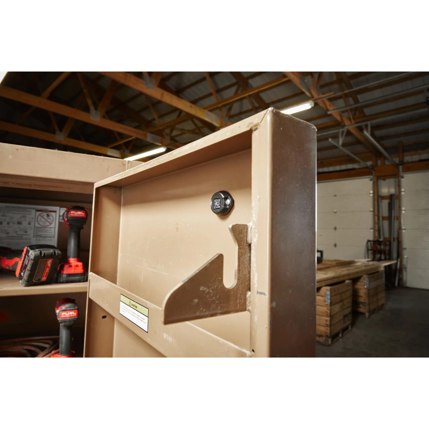 Milwaukee BTT-1 Li-Ion accu Bluetooth gereedschapstracker - One Key-image