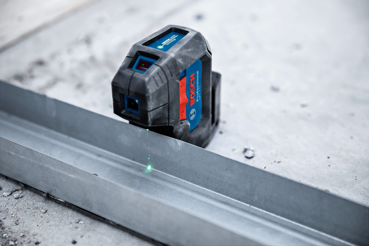 Bosch 0601066N00 - GPL 3 G laser à point, pochette de protection, 2x AA piles-image