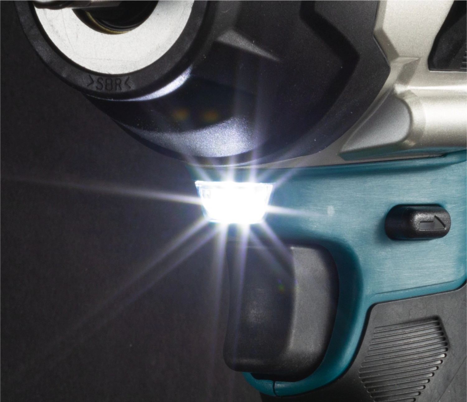 Makita DTW701RTJ 18V Li-Ion Accu slagmoersleutel set (2x 5.0Ah accu) in Mbox - 700 Nm - 1/2" pin - koolborstelloos-image