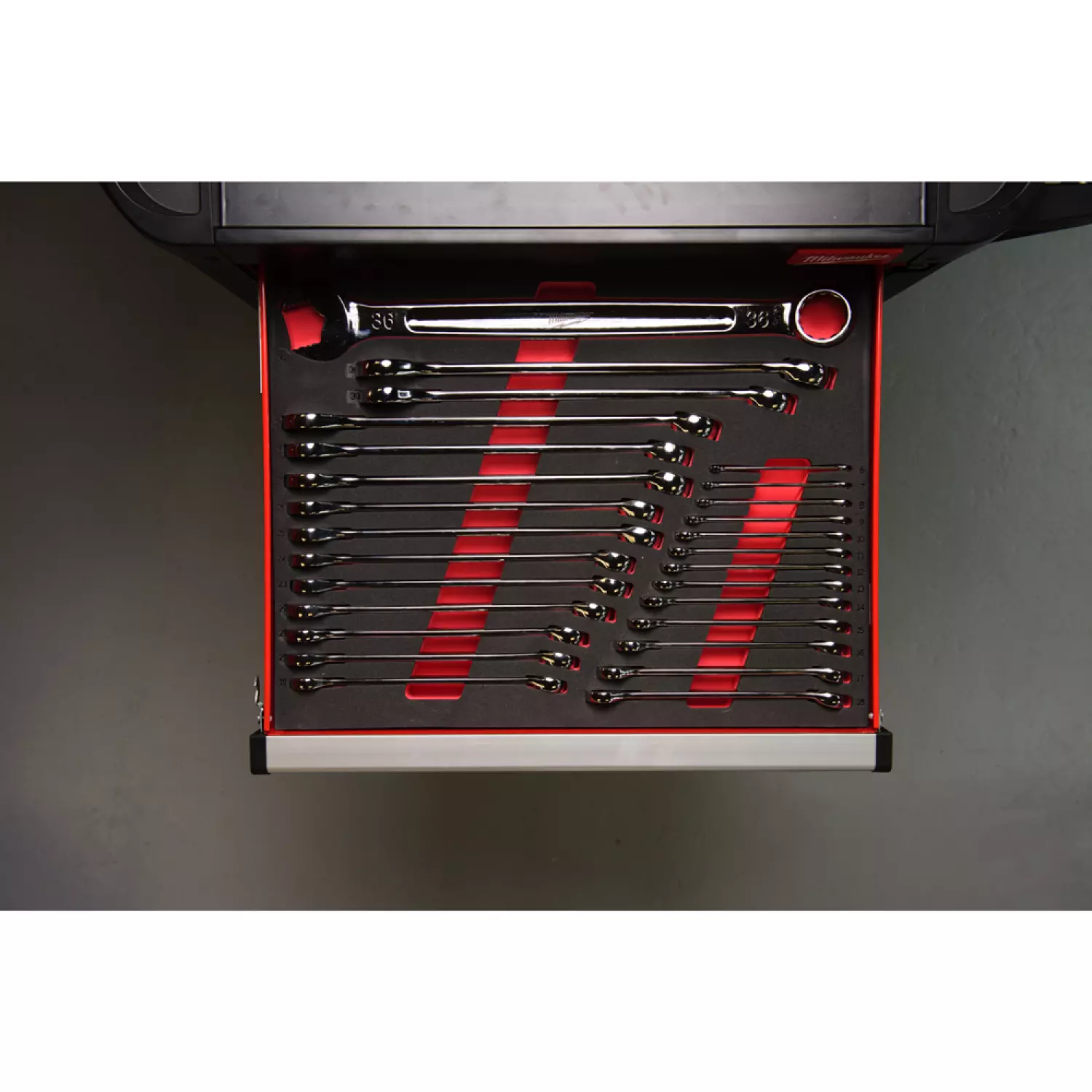 Milwaukee 4932493247 27-delige Ringsteeksleutelset MAXBITE™ in foam inlay - 6-36mm-image