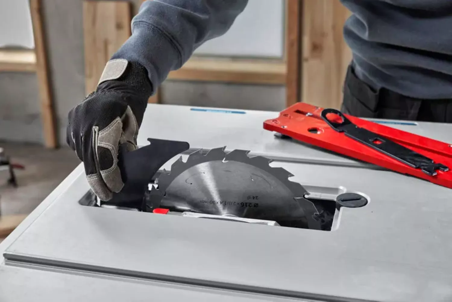 Bosch GTS 18V-70 18V batterie Scie à table - 216x30 mm-image