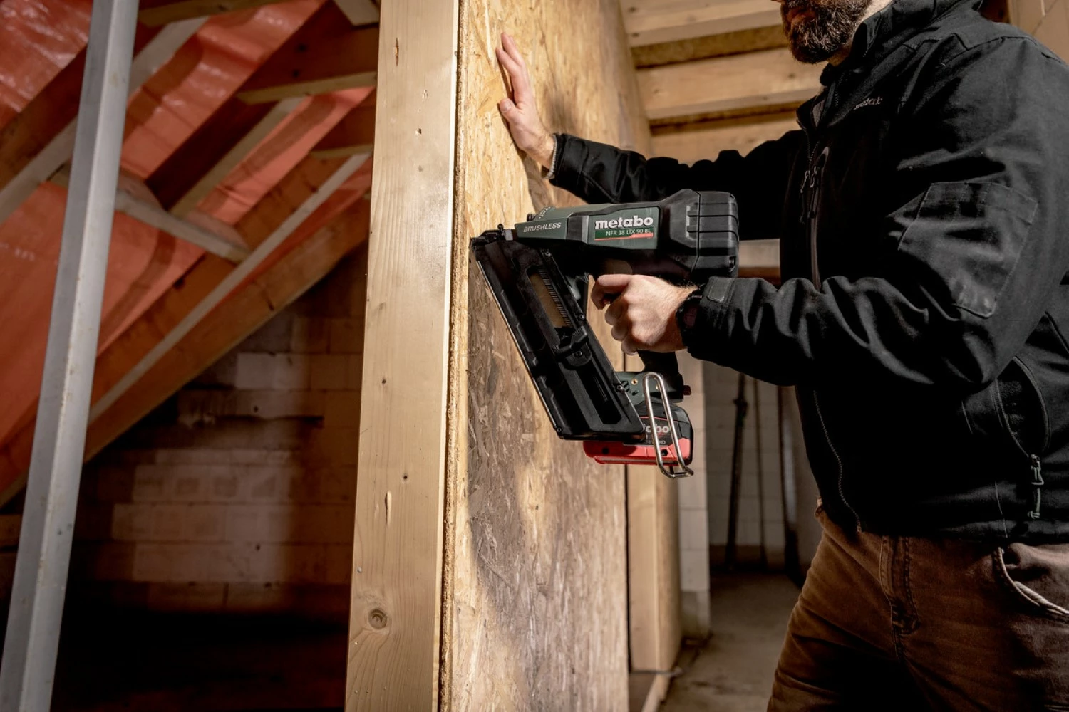 Metabo NFR 18 LTX 90 BL 18V Accu tacker set (2x 4.0Ah accu) in metaBOX - 50-90mm-image
