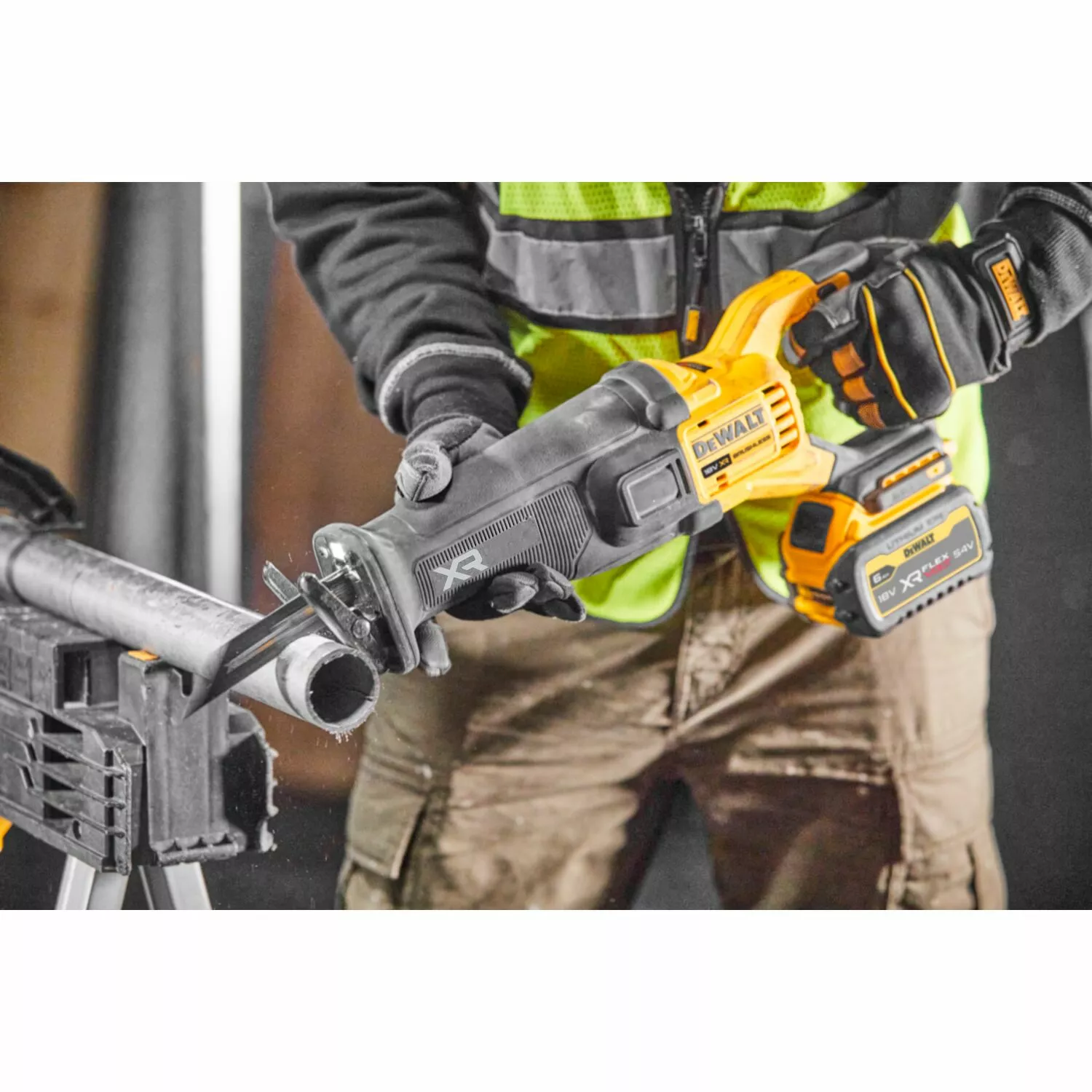 DeWALT DCS386NT-XJ 18V Li-ion FlexVolt Accu Reciprozaag body in TSTAK koffer-image