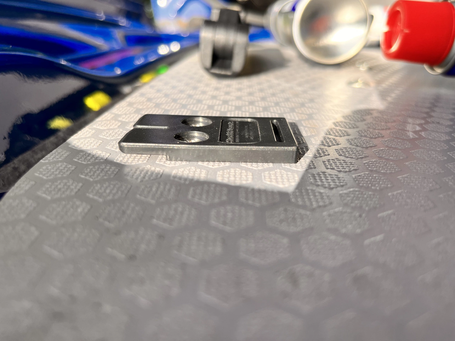 StealthMounts OM-BIN-BLK-8 Bin Buddy Mount - pour Milwaukee PACKOUT™ / Ridgid / AEG / Keter - noir - 8 pièces-image