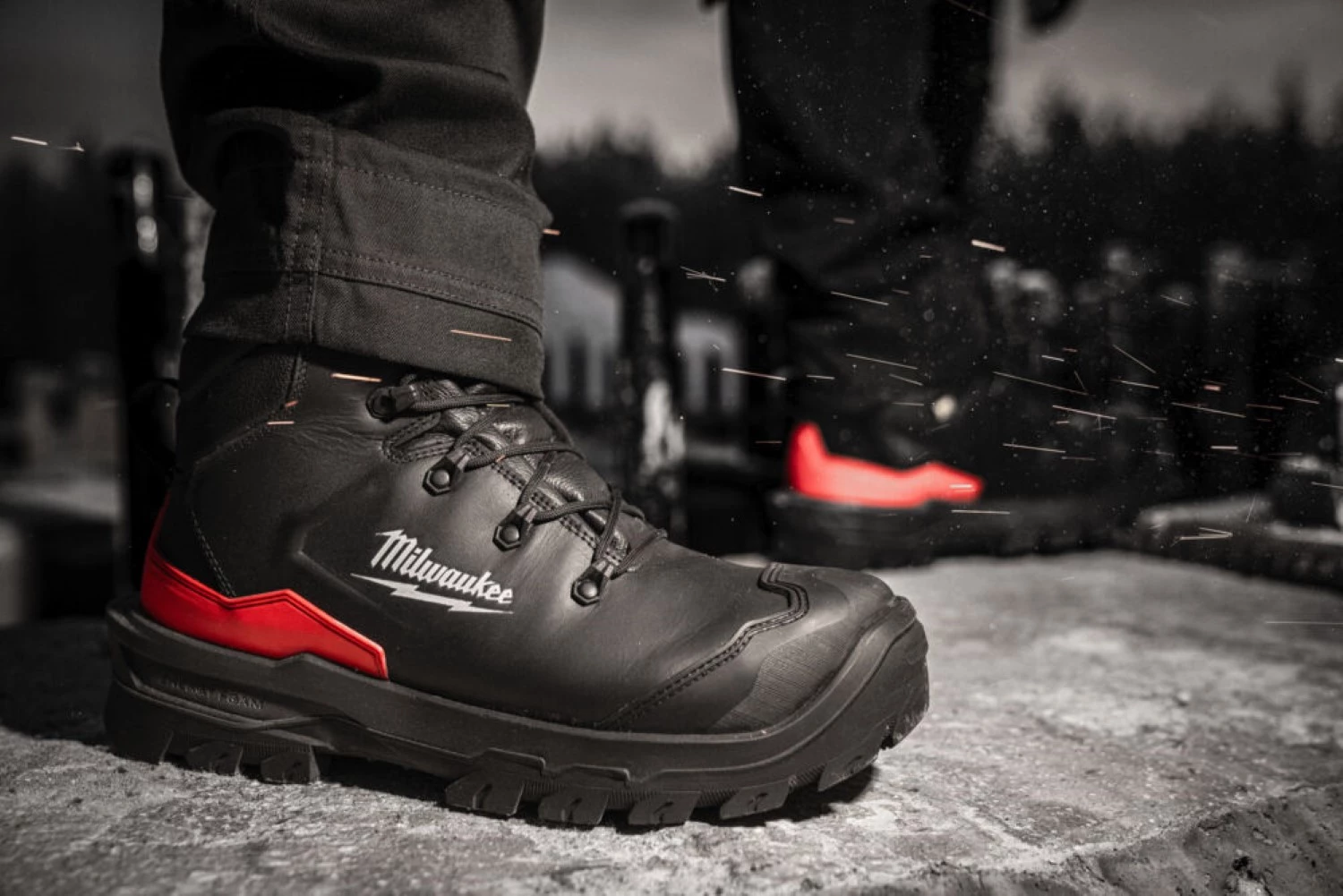 Milwaukee 4932493763 Chaussures de travail Armourtred - S3S - Hautes - Taille 39-image