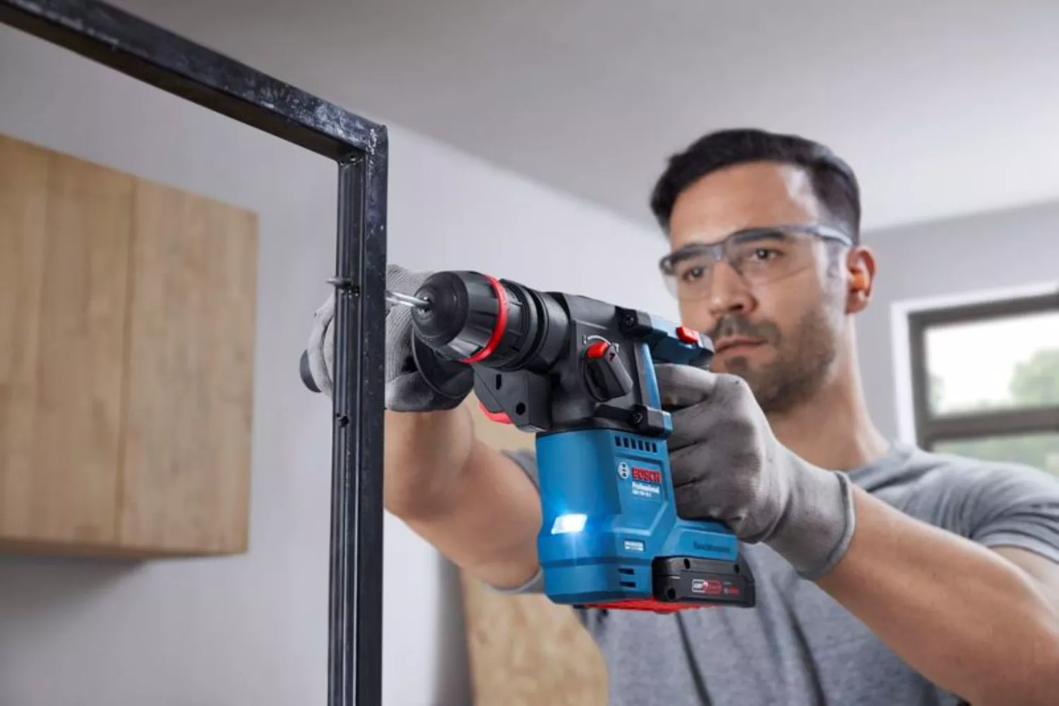 Bosch GBH 18V-18 X SDS-plus kit marteau perforateur ONECHUCK (2x 2,0 Ah) dans L-Boxx - 1,5 J-image