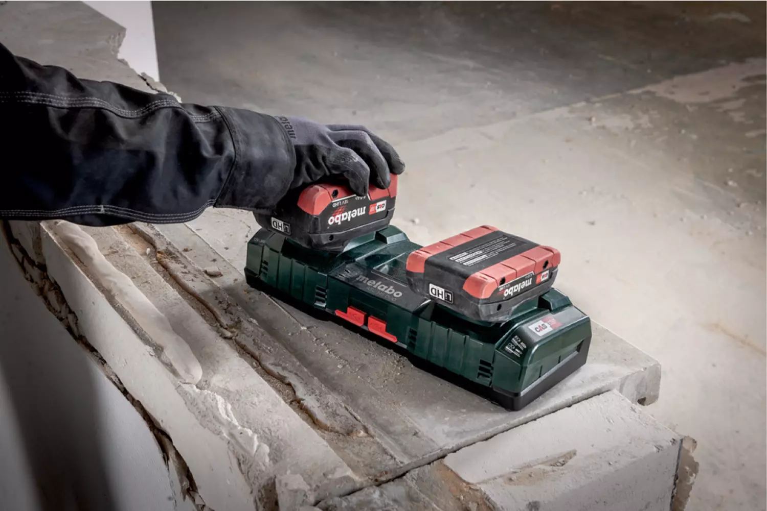 Metabo Duo ASC 145 12/18/66V LIHD / LI -ion Accu Duus Charger avec porte de chargement USB (2x) - refroidi à l'air-image