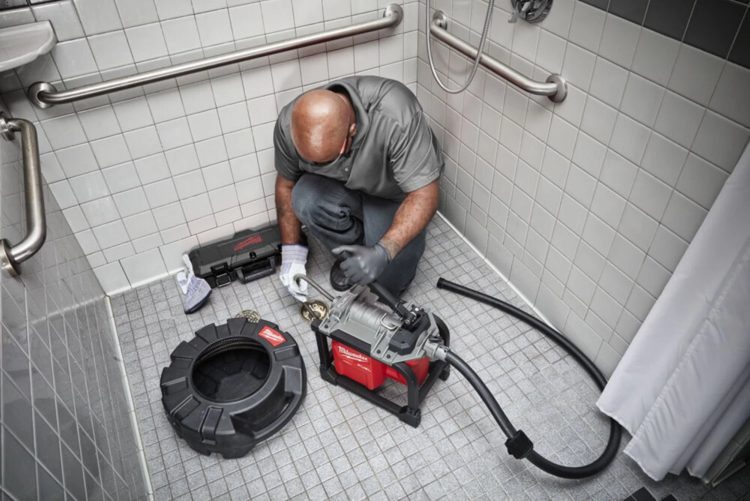 Milwaukee M18 FCSSM-121 Kit de machine à ressort segmenté avec batterie Li-ion 18 V (1 batterie 12,0 Ah) - 46 m - 32-160 mm - sans charbon-image