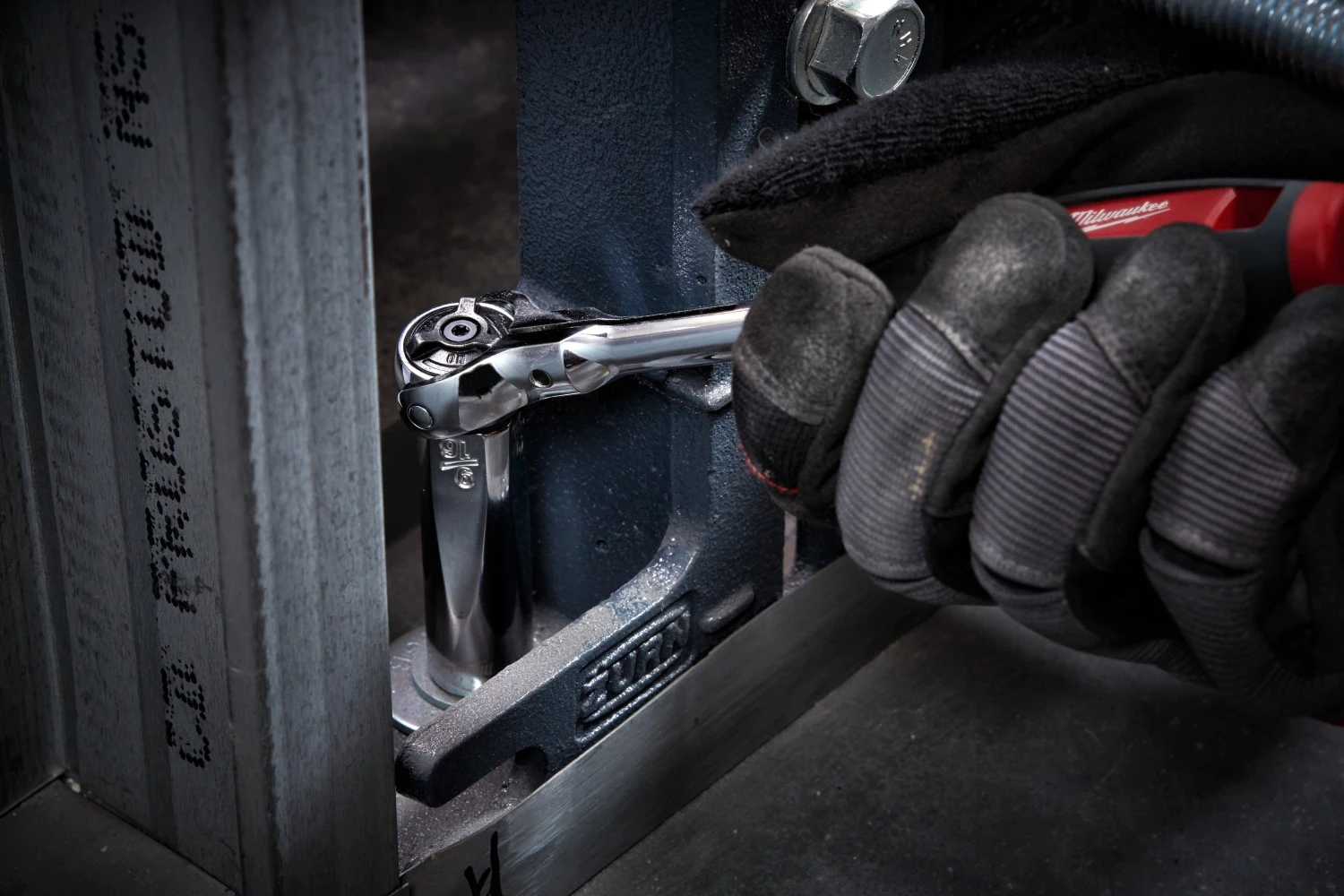 Milwaukee 4932501196 Jeu de 12 clés à cliquet et douilles FOUR FLAT™ - dans un étui - 3/8”-image