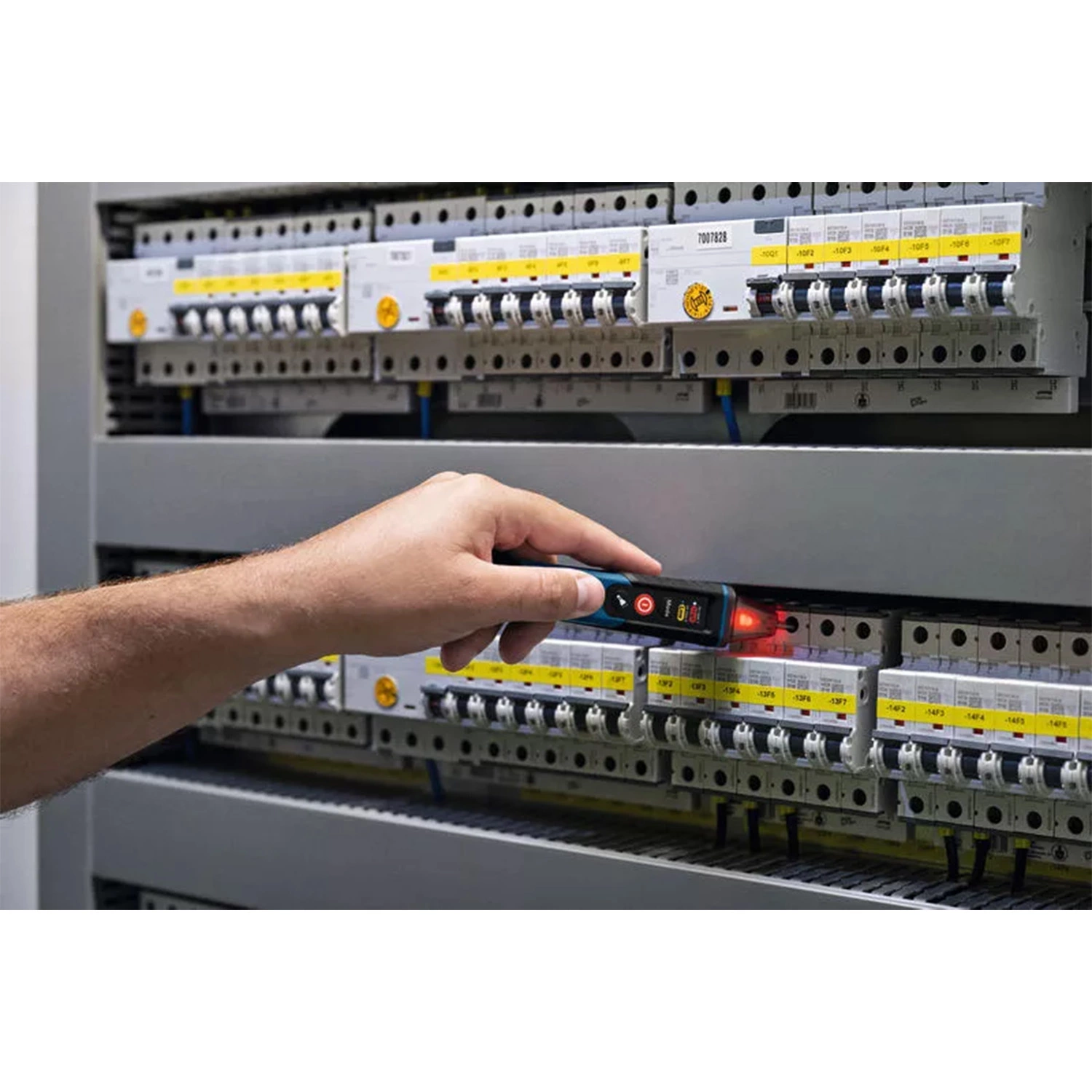 Bosch GVD 1000-17 Contactloze spanningstester - AC 24-1000 V / 90-1000 V - CAT IV 1000 V-image