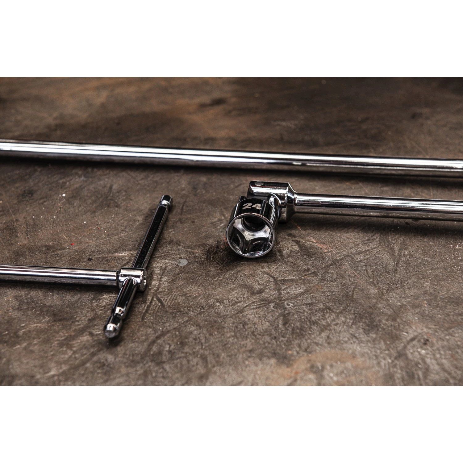 Milwaukee 4932492692 T-dopsleutel met cardangewricht - 24mm