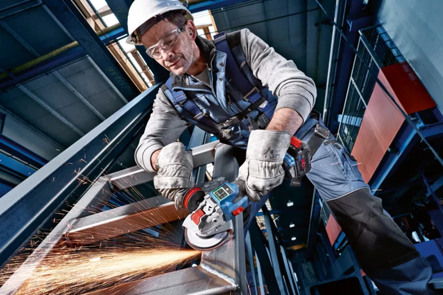 Bosch 06019H6502 - Meuleuse angulaire sans fil GWX 18V-15 SC 2x ProCORE18V 5,5Ah, chargeur GAL 1880 CV, capot de protection, poignée Vibration Control, 1x CoMo GCY 42-image