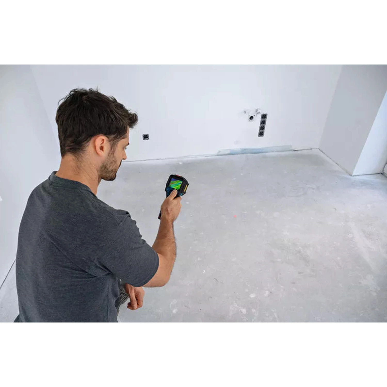 Bosch GTC 12V-450-13 4x 1,5V Caméra thermique dans un sac -20 °C à 50 °C - 256 x 1920px - IP54-image