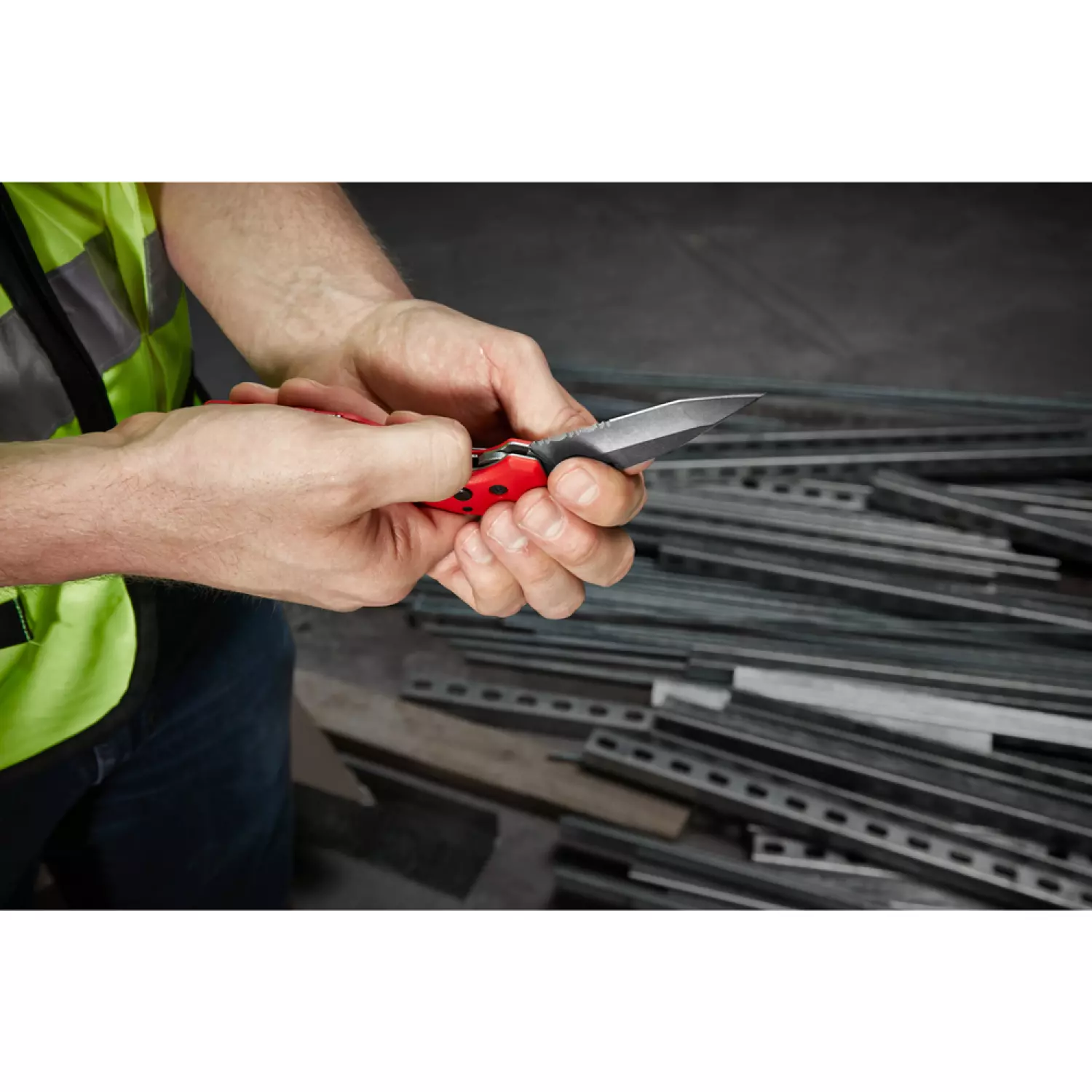 Milwaukee 4932492454 Couteau FASTBACK™ 5 en 1 - pliable-image