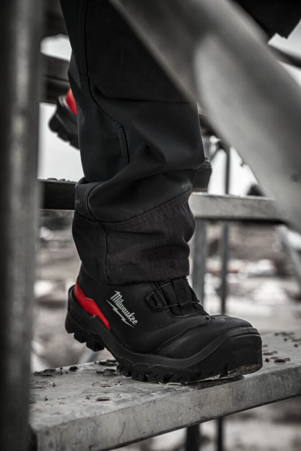 Milwaukee 4932493787 Chaussures de travail Armourtred BOA - S3S - Bas - Taille 43-image