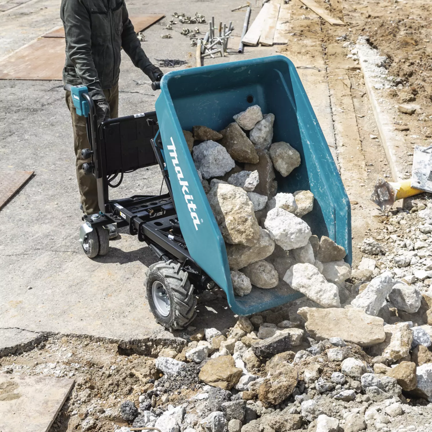 Makita DUC602Z LXT 2x18V Li-ion accu Dumper met elektrisch kiepbare bak-image