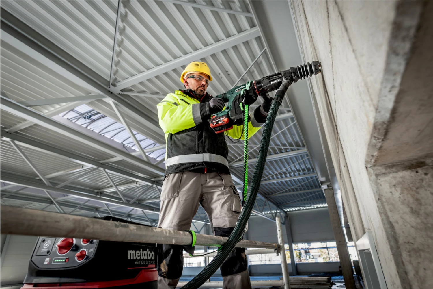 Metabo KHA 18 LTX BL 40 18V Li-Ion accu SDS-Max Boorhamer body in koffer - 600752840-image