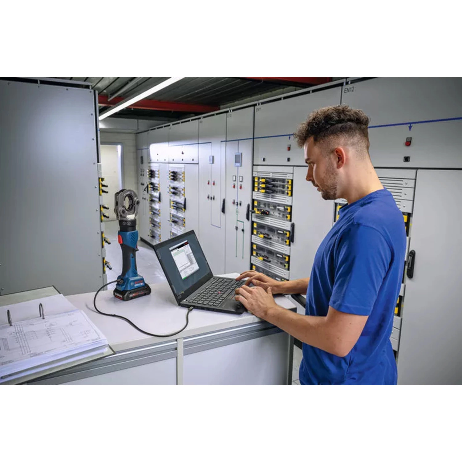 Bosch GPH 18V-60 18V batterie pince à sertir dans un coffret XL-image