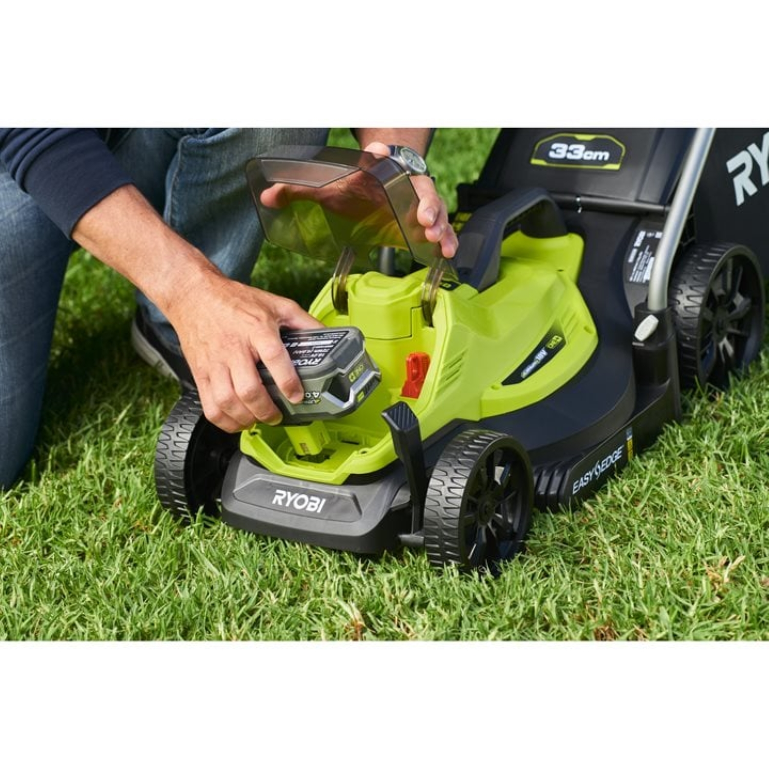 Ryobi ONE+ RLM1833BLT1825M 18V Accu 33cm Grasmaaier & 25cm Grastrimmer kit (incl. 1x 4.0Ah accu & lader)-image