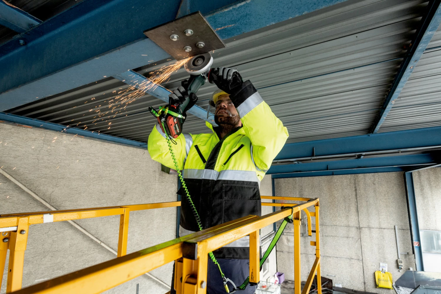 Metabo WPB 18 LT BL 11-125 Quick 18V Li-ion Accu haakse slijper body in metaBOX - 125 mm-image