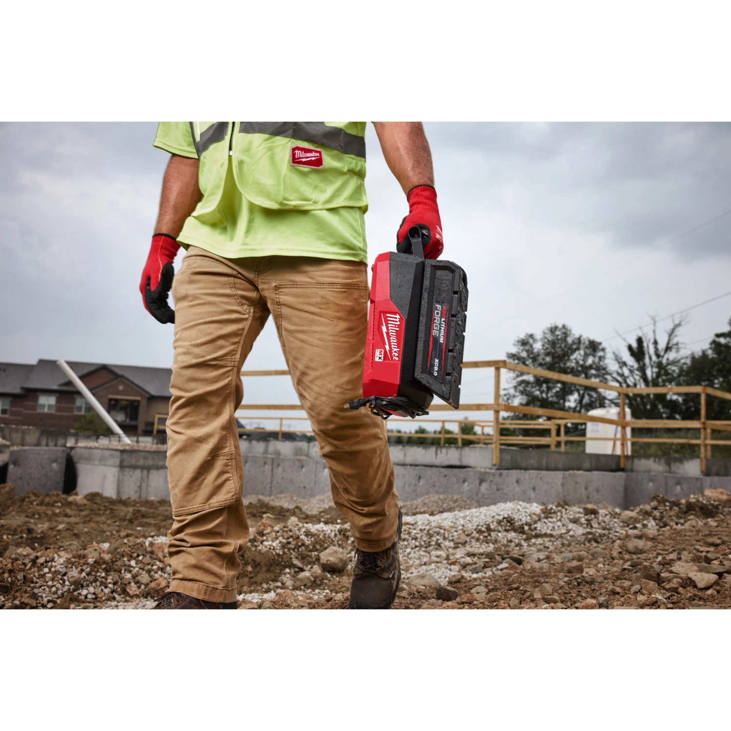 Milwaukee MXF FC MX Fuel chargeur rapide-image