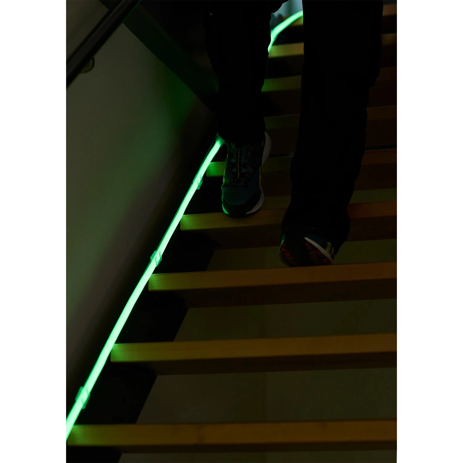 Bailey 147032 RoBust LED Rope Plus SafeGlow in haspel - IP65 - 1000lm/m - 25m-image