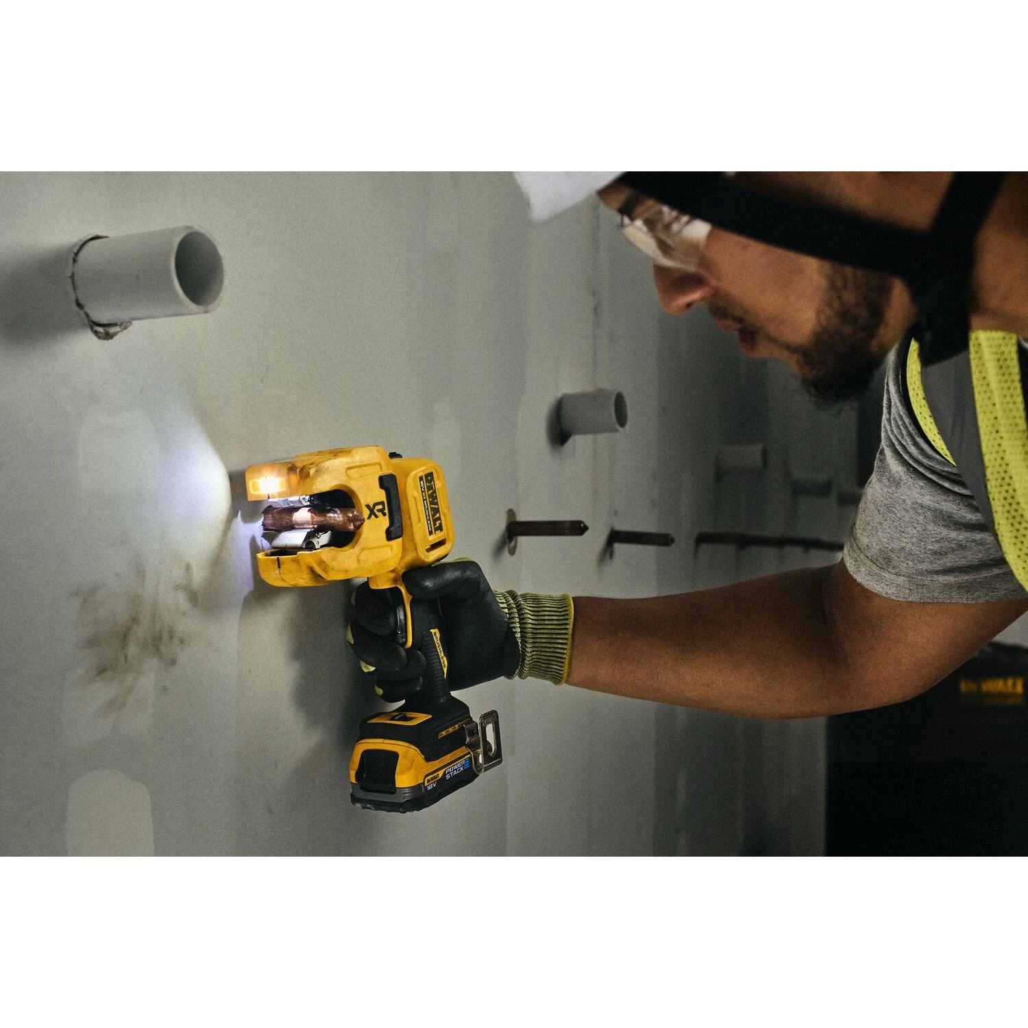 DeWALT DCE154N-XJ 18V XR accu koperbuis snijder-image