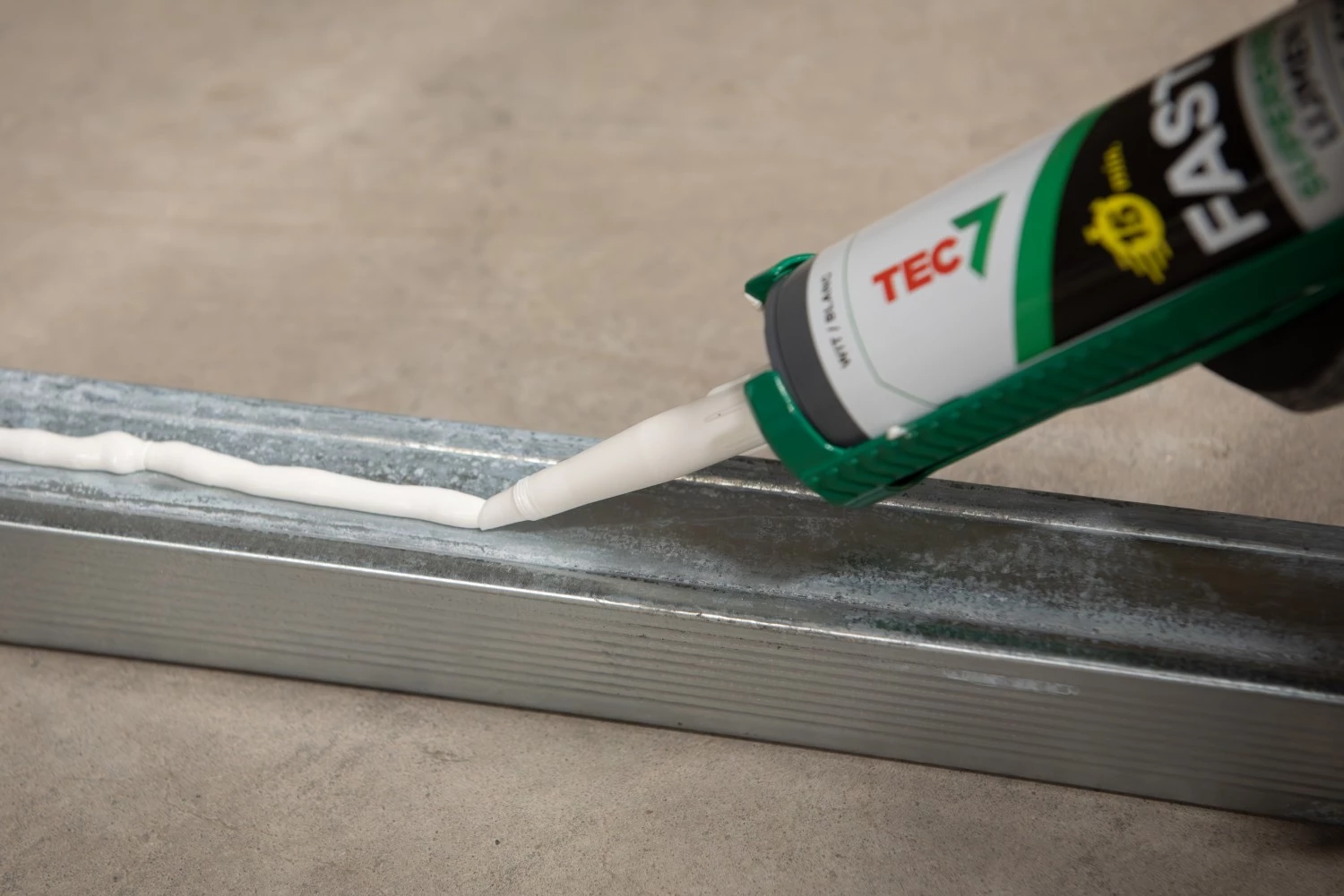 Tec7 Fast Supersnelle lijmkit - Wit - 290ml 4+2 promobox-image