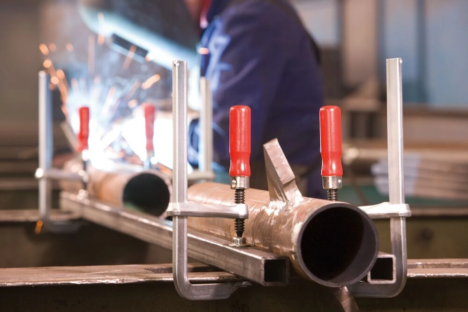 Bessey GZ40 - Presse à vis tout acier avec poignée bois GZ - 400 x 120-image