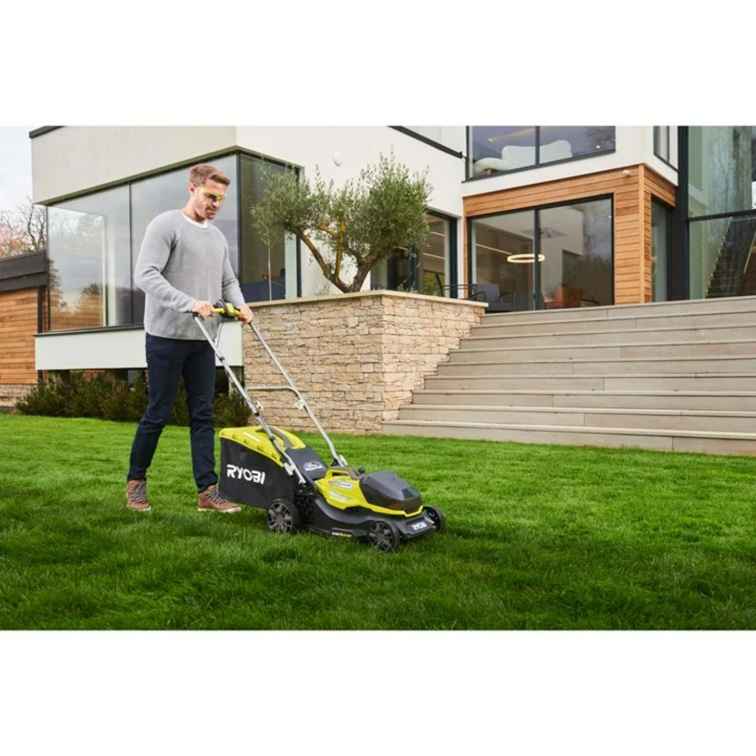 Ryobi RY18LMX37A-0 18V Li-Ion accu grasmaaier body - 37cm - koolborstelloos-image