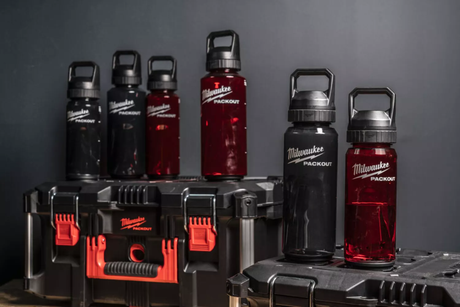 Milwaukee 4932498641 Bouteille d'eau PACKOUT™ - 1420 ml - noir-image