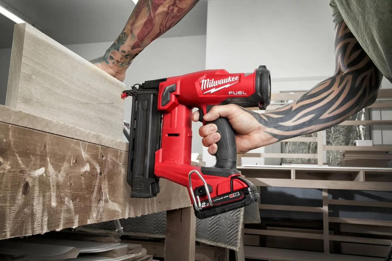 Milwaukee M18 FN18GS-0X 18V Li-Ion accu brad tacker body in HD-box-image