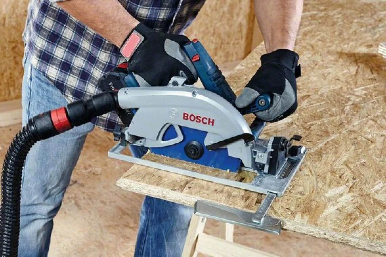 Bosch 06016B5101 - Scie circulaire sans fil GKS 18V-68 GC 2x ProCORE18V 8,0Ah, chargeur GAL 18V-160 C, lame de scie Standard for Wood 190mm, butée parallèle, 2x CoMo GCY 42-image