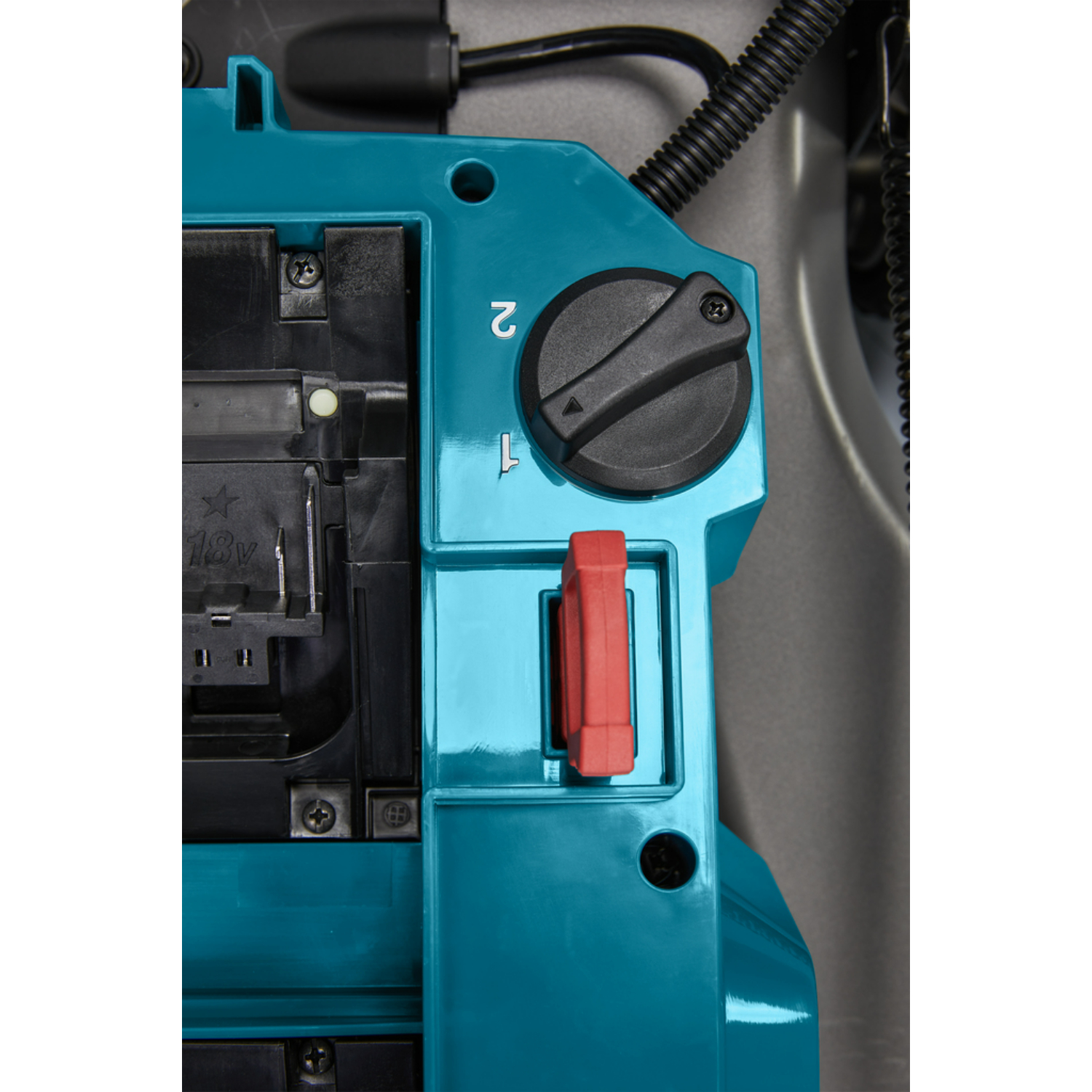 Makita DLM536PT4 (2X18V) Batterie Li-Ion Tondeuse à gazon ensemble (4x 5,0Ah) - 53cm - 70L - 1800 m²-image