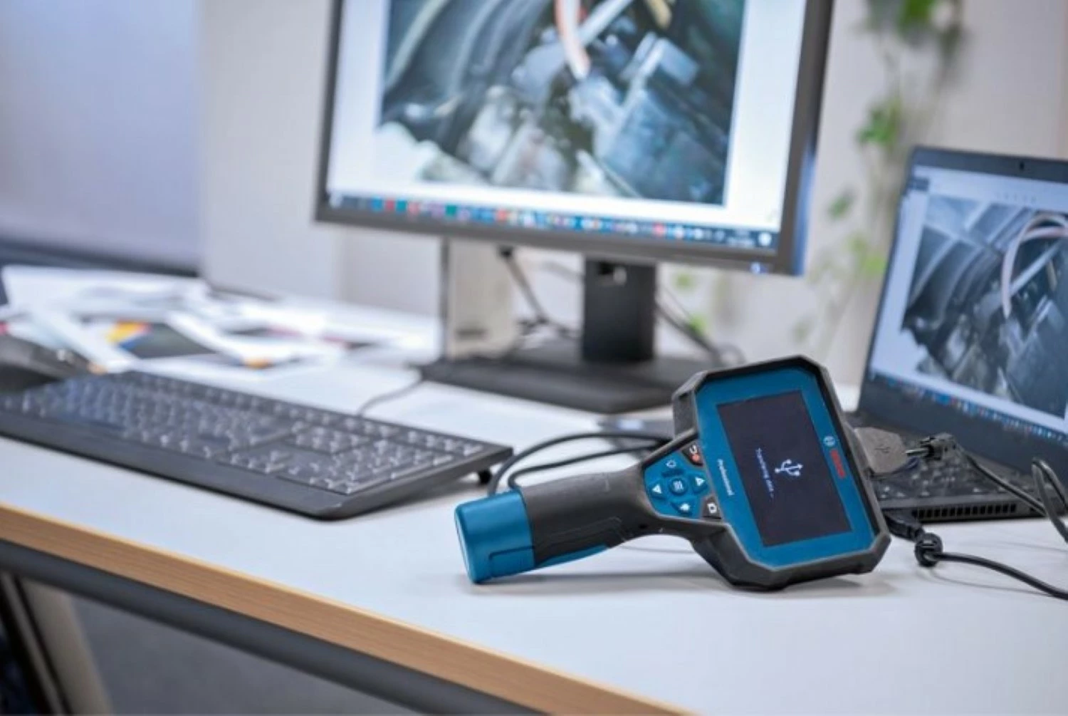 Bosch GIC 12V-4-23 C Caméra d'inspection de batterie 12V-image