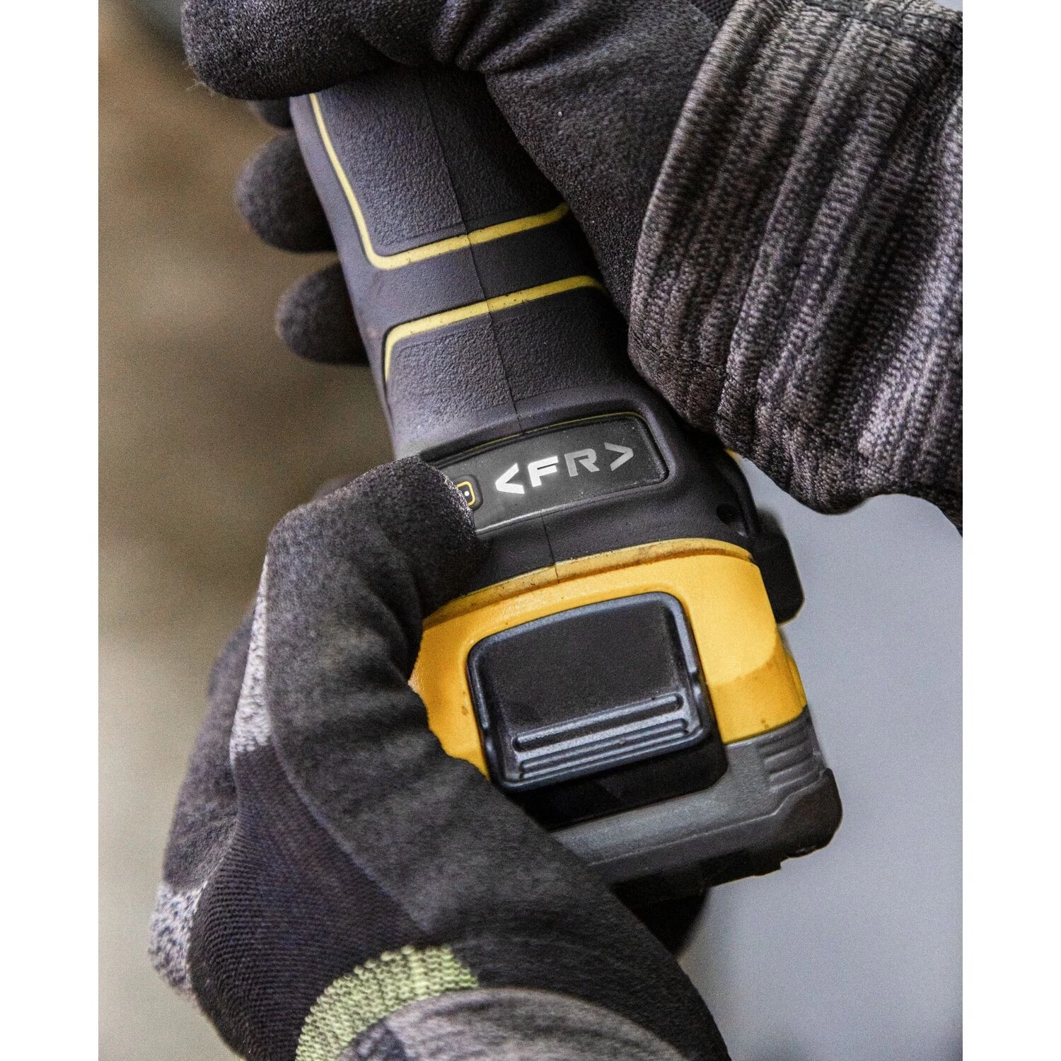 DeWALT DCG430N-XJ Tronçonneuse sans fil XR - 76 mm-image