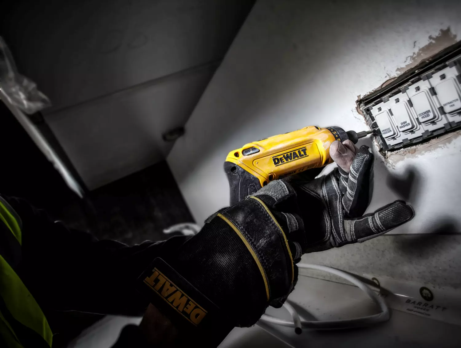 DeWALT DCF680G2 Visseuse à batteries 7.2V Li-Ion set (2x batterie 1,0Ah) dans coffret-image