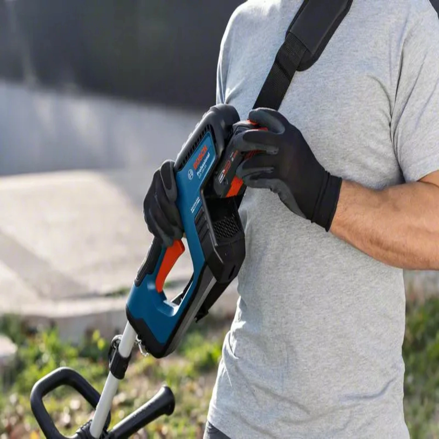 Bosch GRT 18V-33 Coupe-herbe sans fil 18V Li-ion - 33cm-image