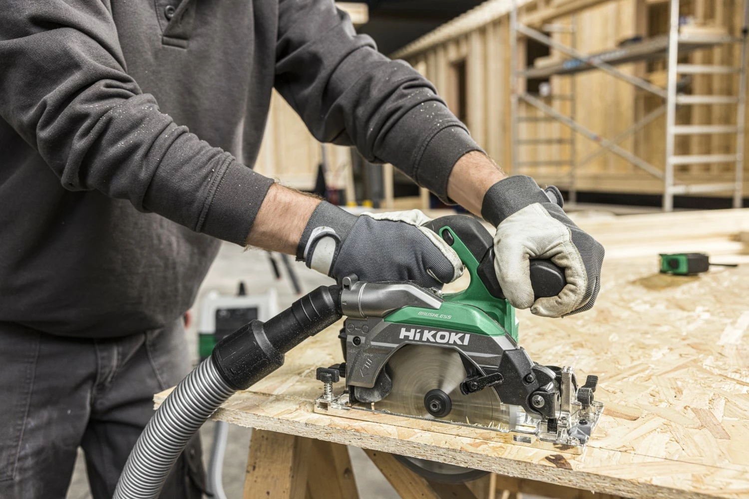 HiKOKI C1806DBWPZ 18V Li-ion accu cirkelzaag set (2x 5.0Ah accu) in HSC IV Koffer - 165mm-image