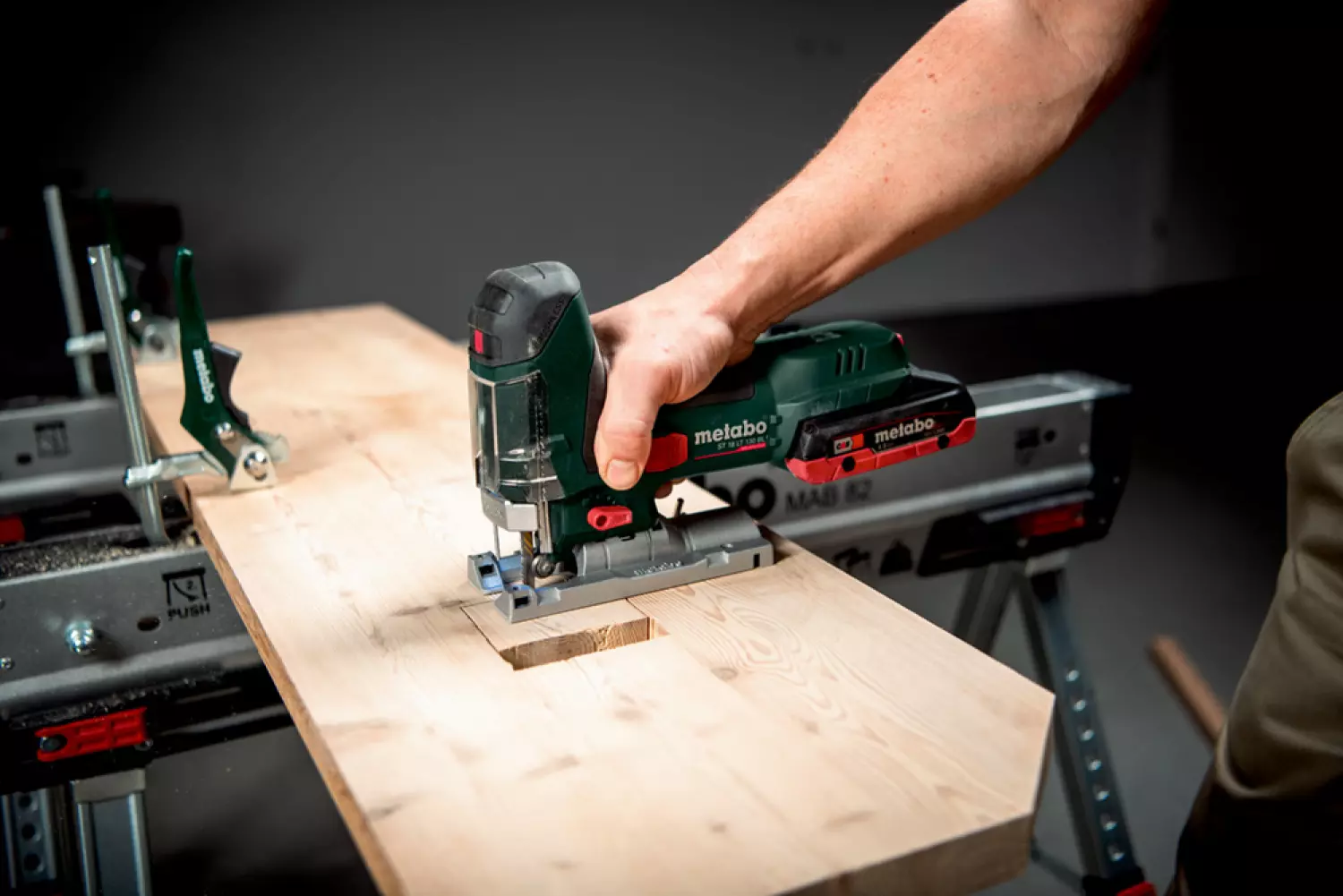 Metabo ST 18 LT 130 BL 18V Li-ion accu decoupeerzaag body in MetaBox - T-greep-image