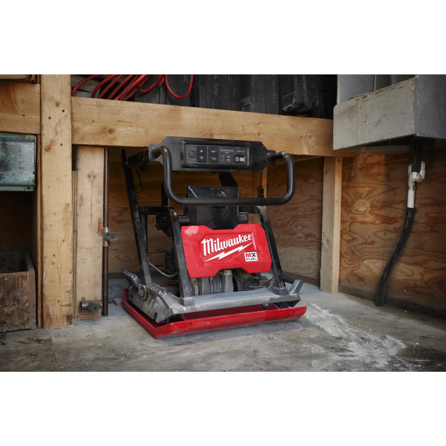Milwaukee MXF PC50-0 MX Fuel plaque vibrante à batterie body-image