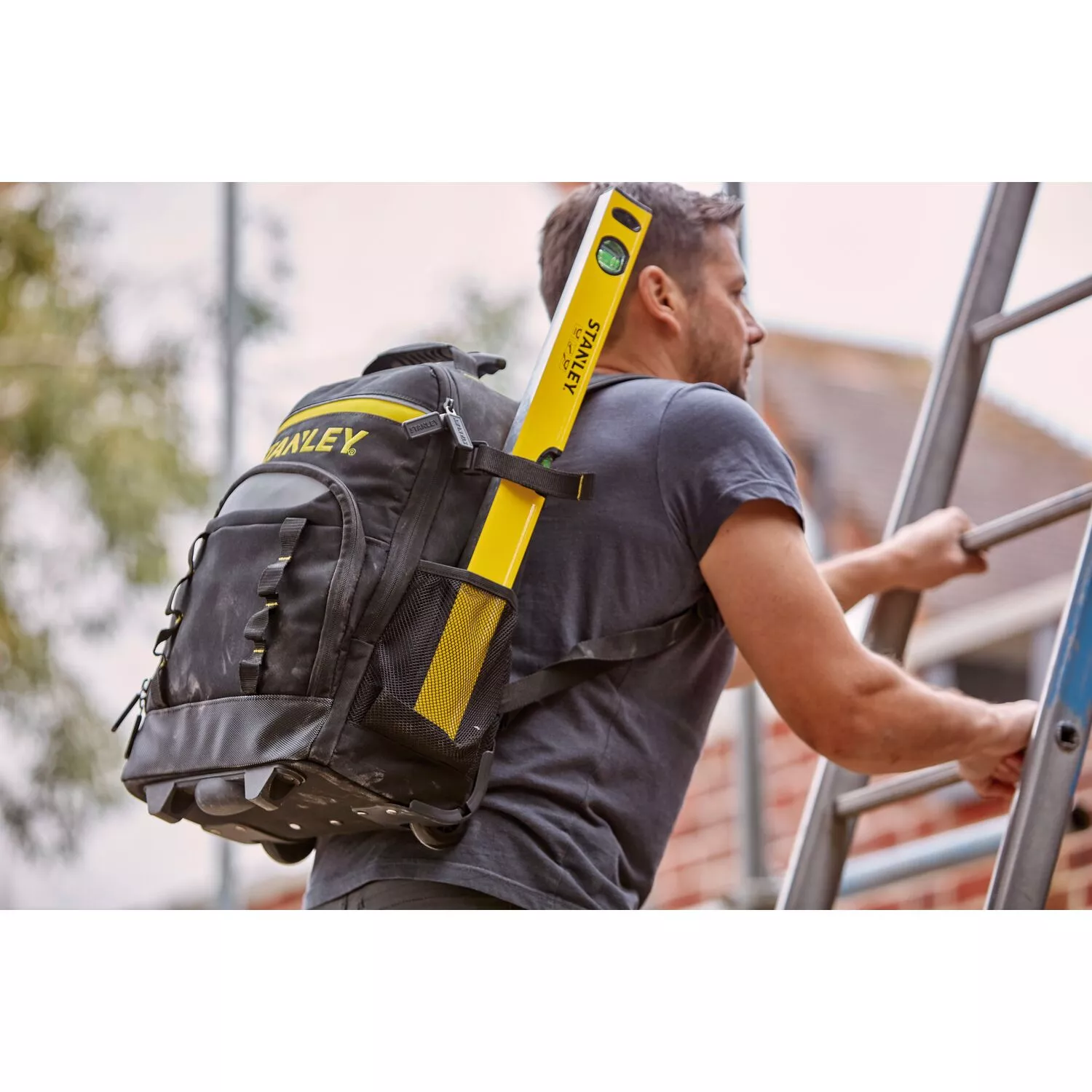 Stanley STST83307-1 Gereedschapsrugzak met wielen-image