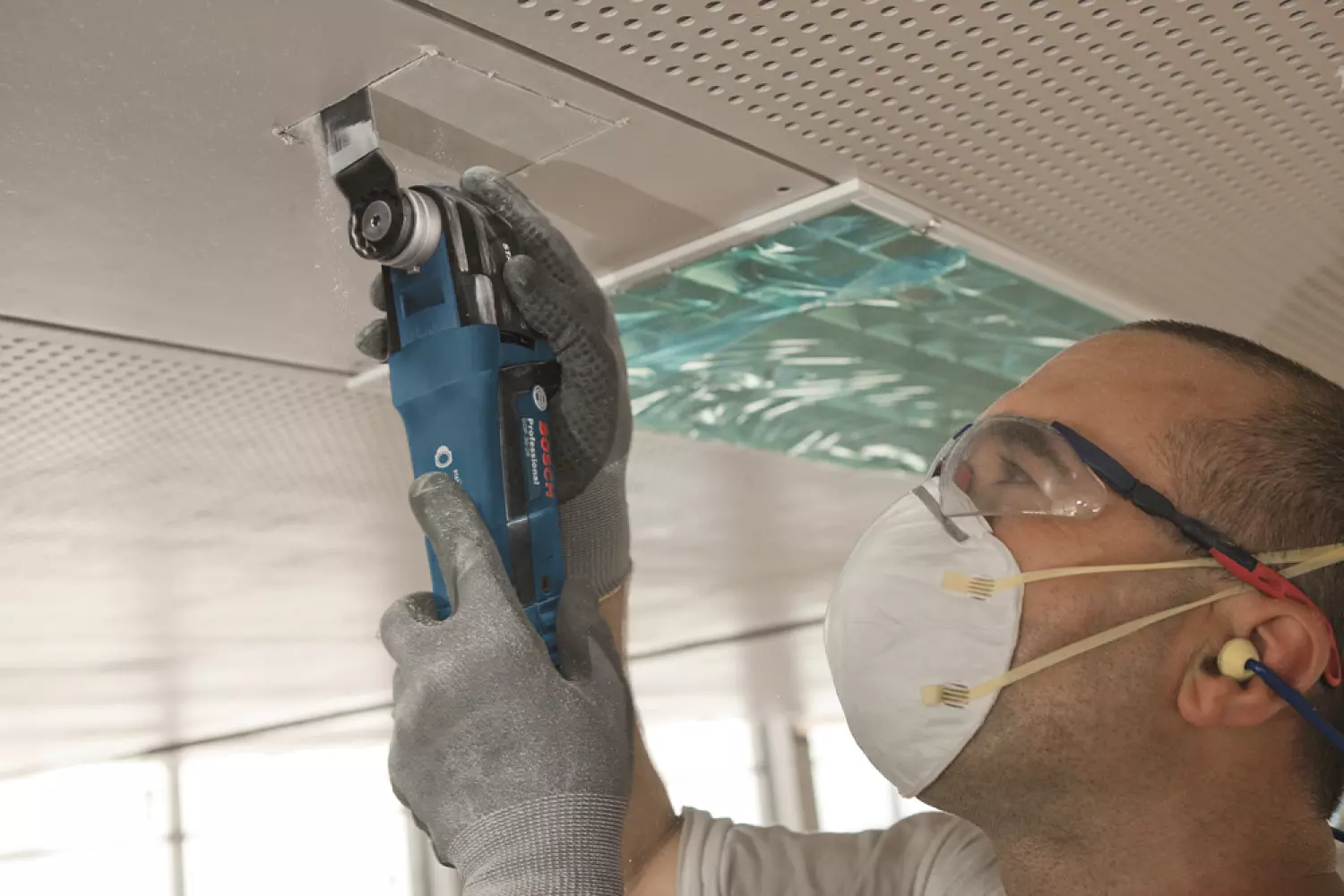 Bosch GOP 30-28 Outil multifonction + lame de scie circulaire - 300W-image