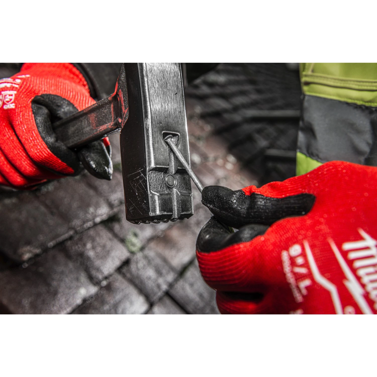 Milwaukee 4932493655 Marteau de couvreur - Poignée SHOCKSHIELD™ - 750 grammes-image