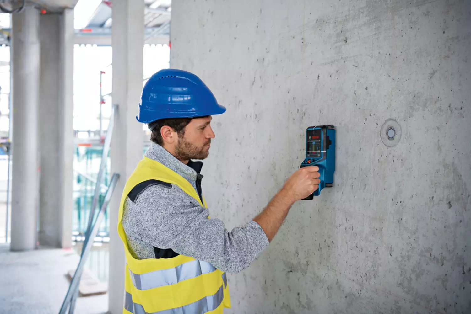 Bosch D-tect 200 C Détecteur de mur dans un coffret L-Boxx - 200 mm-image