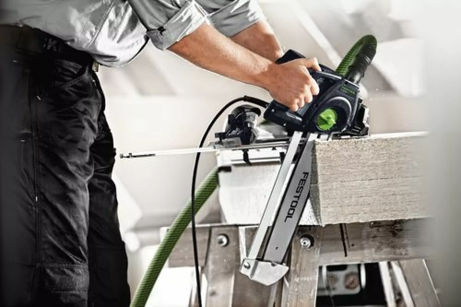 Festool IS 330 EB-FS Zwaardzaag incl. geleiderail - 1600W - 330mm-image