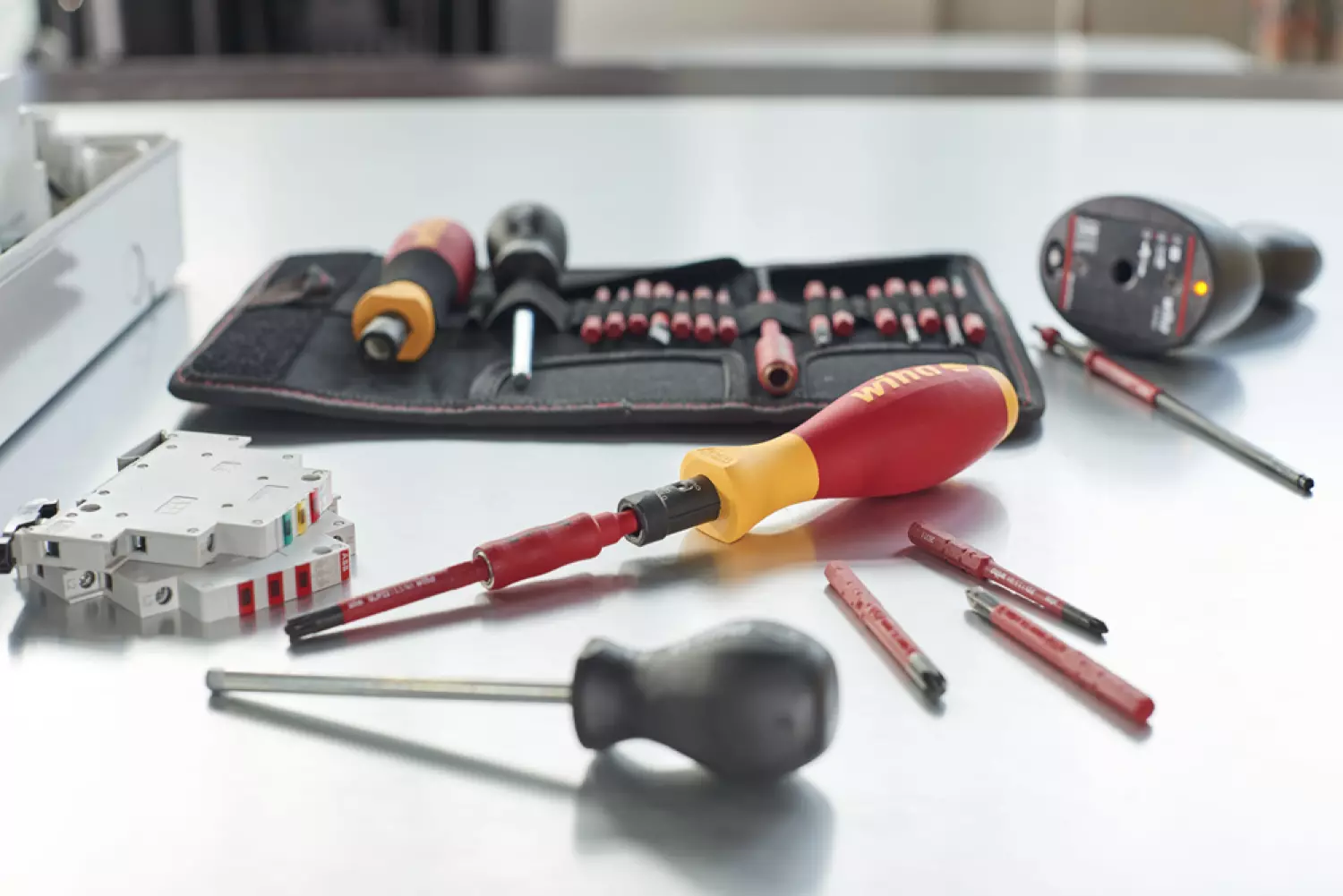 Wiha 2872 TorqueVario-S VDE - 3,8mm x 1,0-5,0 Nm-image