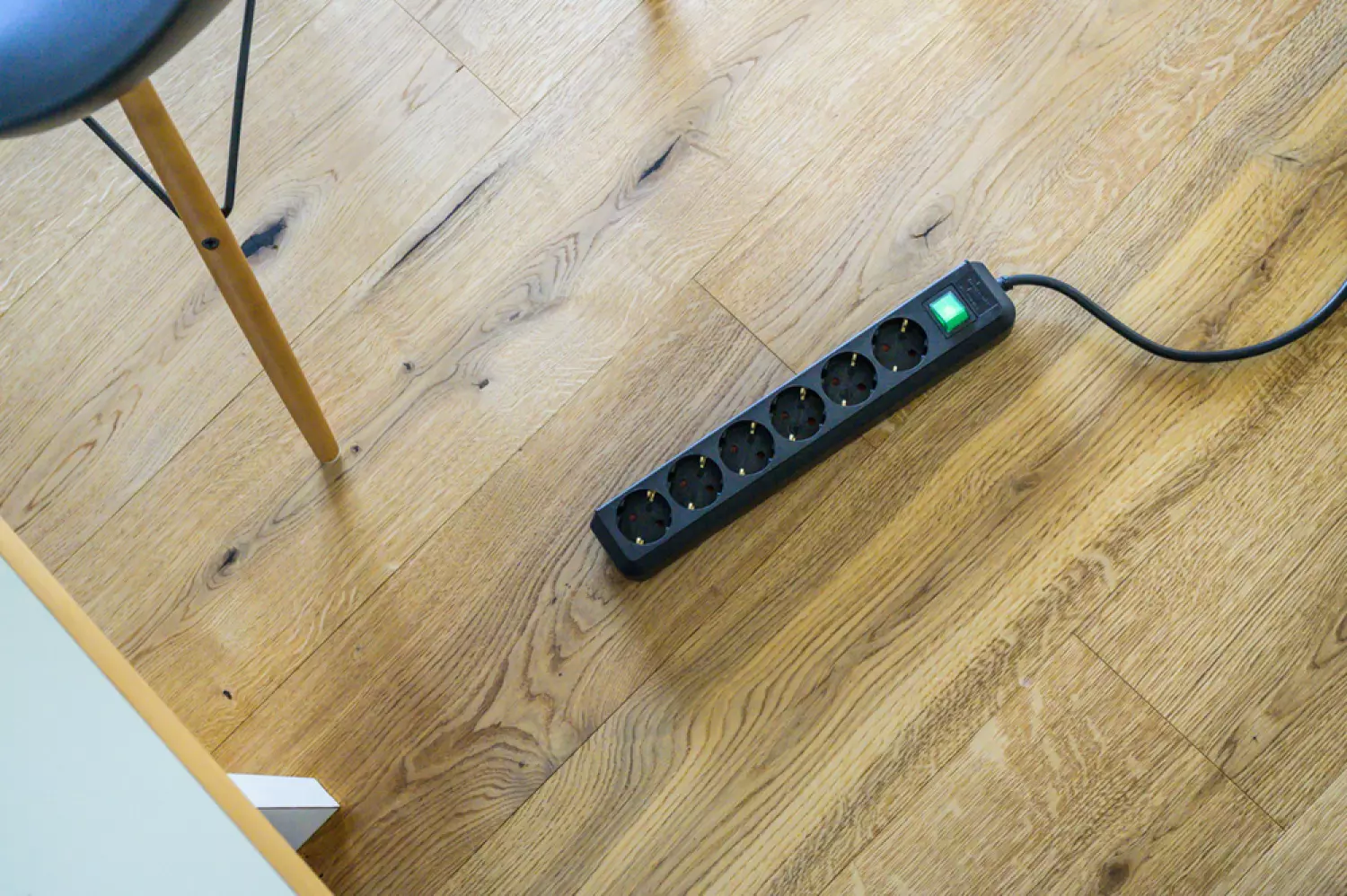 Brennenstuhl 1159500015 6 Voudige stekkerdoos met schakelaar - 1,5m x 34cm-image