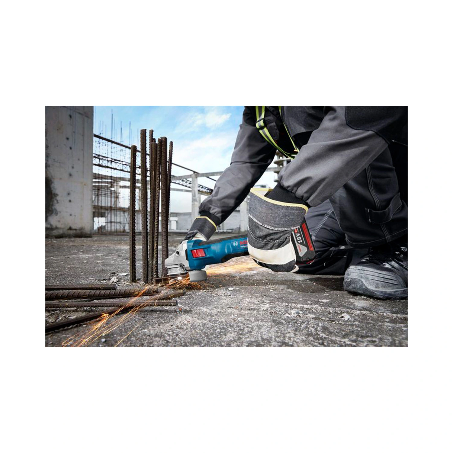 Bosch GWS 18V-11 18V accu haakse slijper body in L-boxx